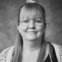 Ella Ljunglöf - High Tech Manager