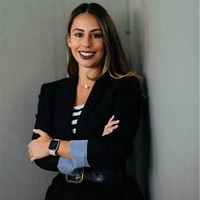 Irma Hodzic - Director of Products and Services | Leader of Software Teams